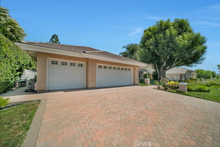 18845 Beechtree Lane, Porter Ranch, California 91326