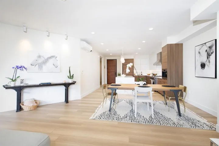 2501 State Street 302, Carlsbad, California 92008
