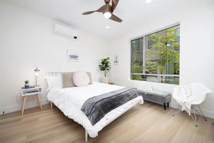 2501 State Street 302, Carlsbad, California 92008