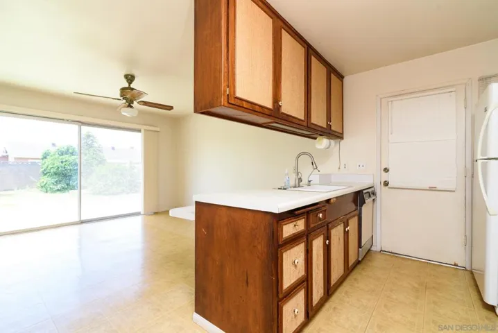 7718 Carla St, Garden Grove, California 92841