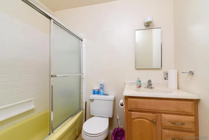 7718 Carla St, Garden Grove, California 92841