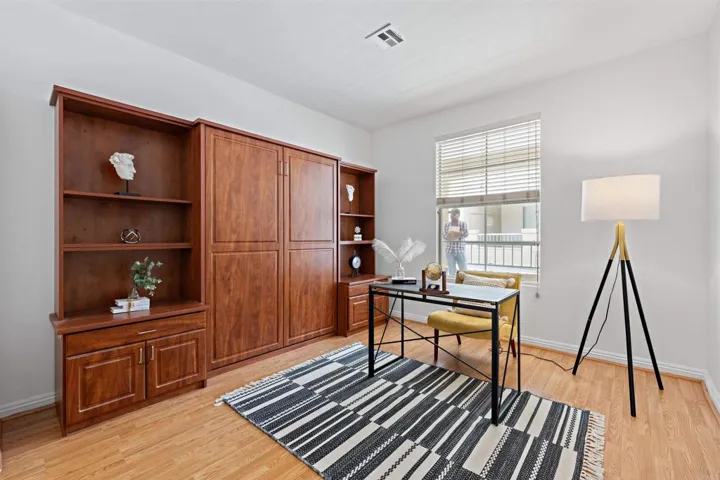 8652 New Salem St. 33, San Diego, California 92126