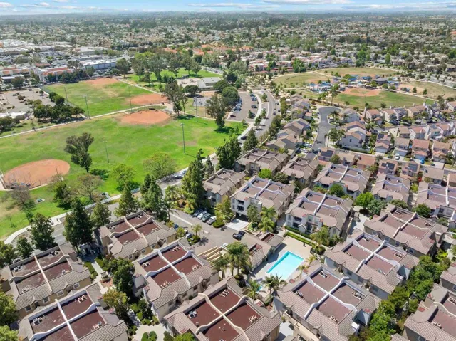 8652 New Salem St. 33, San Diego, California 92126