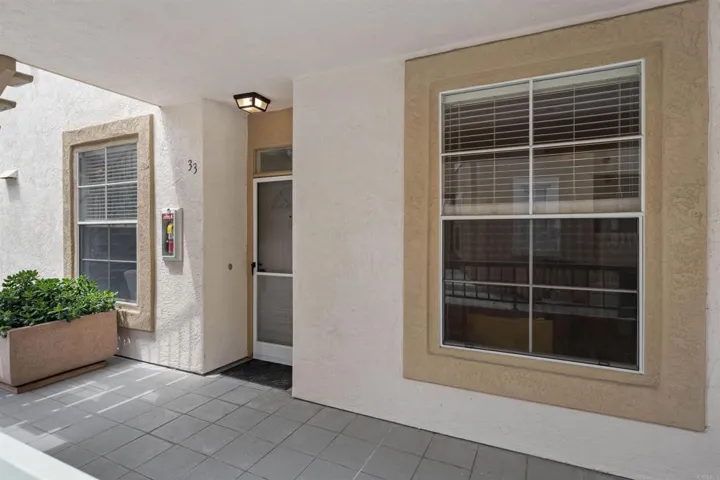 8652 New Salem St. 33, San Diego, California 92126