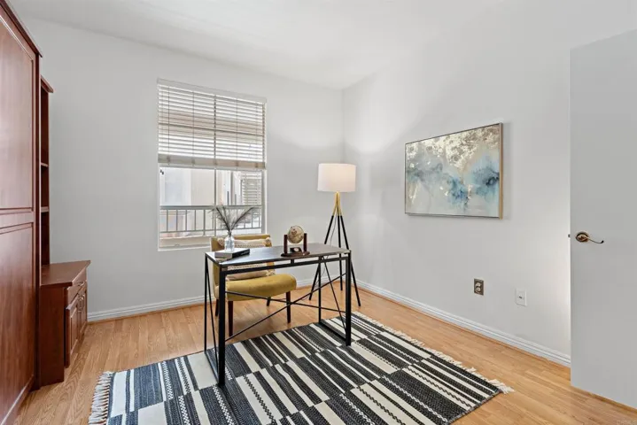 8652 New Salem St. 33, San Diego, California 92126