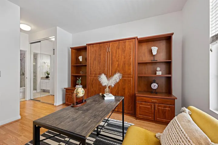 8652 New Salem St. 33, San Diego, California 92126