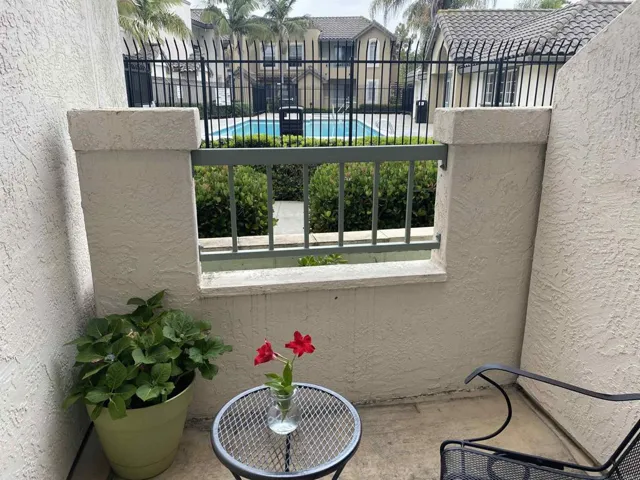 8652 New Salem St. 33, San Diego, California 92126