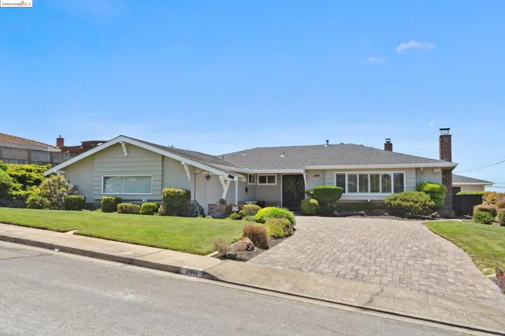 2351 Longview Dr, San Leandro, California 94577-6318