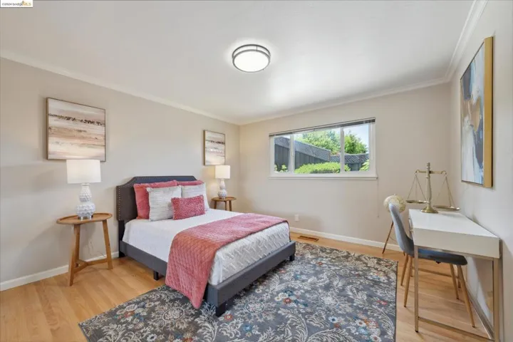 2351 Longview Dr, San Leandro, California 94577-6318