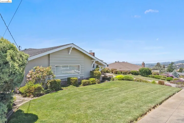 2351 Longview Dr, San Leandro, California 94577-6318