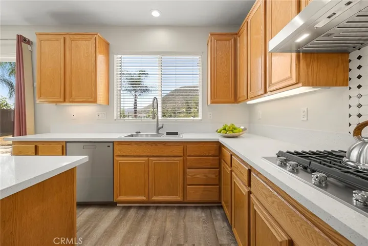 31881 Cedarhill Lane, Lake Elsinore, California 92532