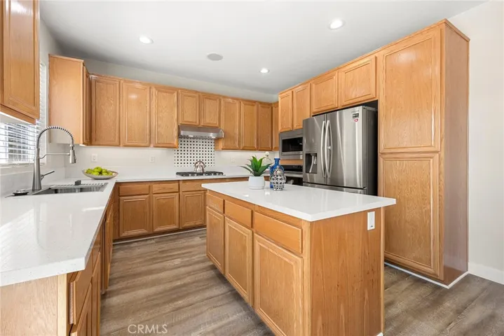 31881 Cedarhill Lane, Lake Elsinore, California 92532