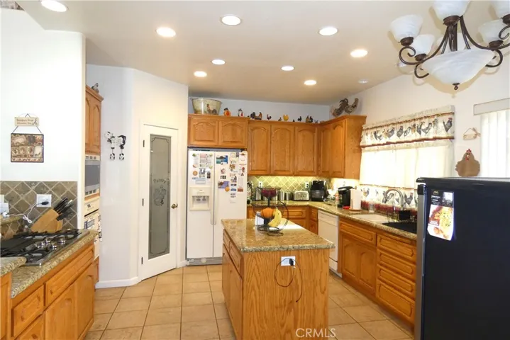 1410 Avola Avenue, Santa Maria, California 93458