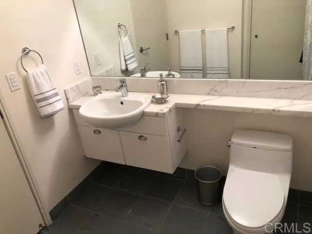 575 6th Ave 806, San Diego, California 92101