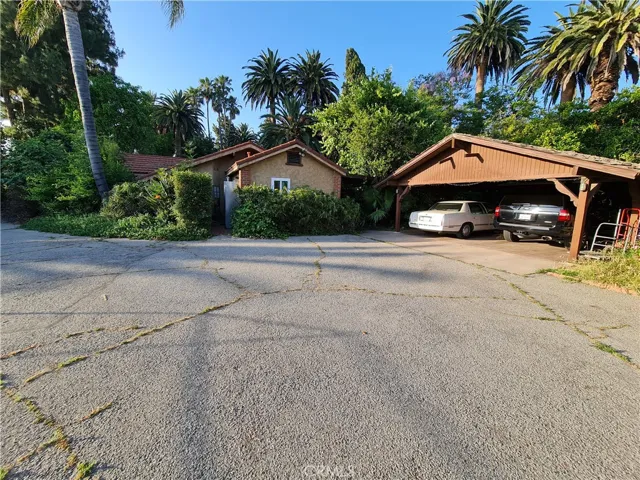 18658 Chase Street, Northridge, California 91324