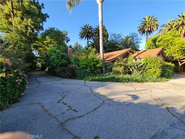 18658 Chase Street, Northridge, California 91324