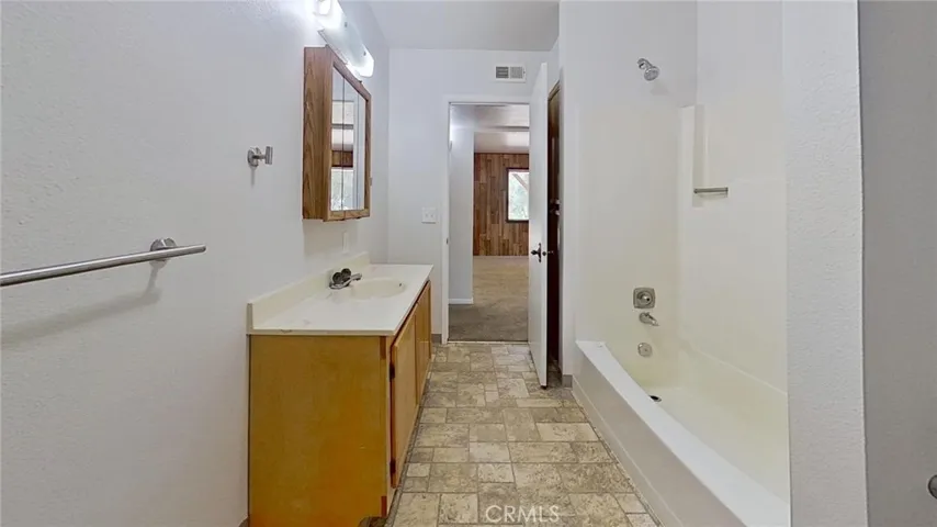46749 Eastwood Drive N, Oakhurst, California 93644