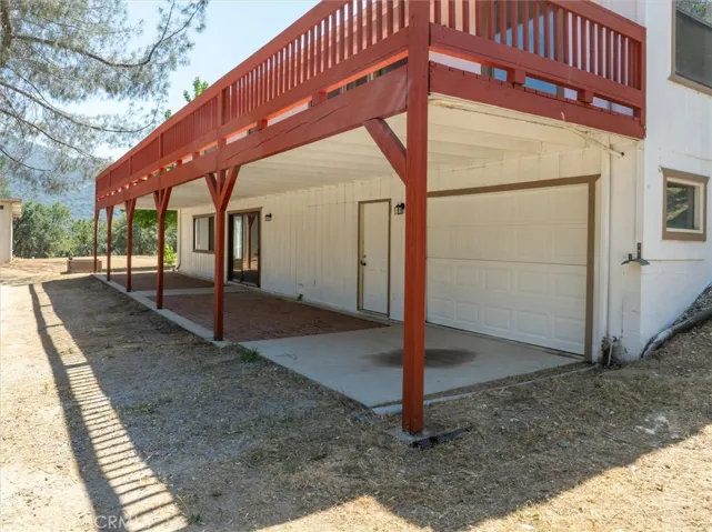 46749 Eastwood Drive N, Oakhurst, California 93644