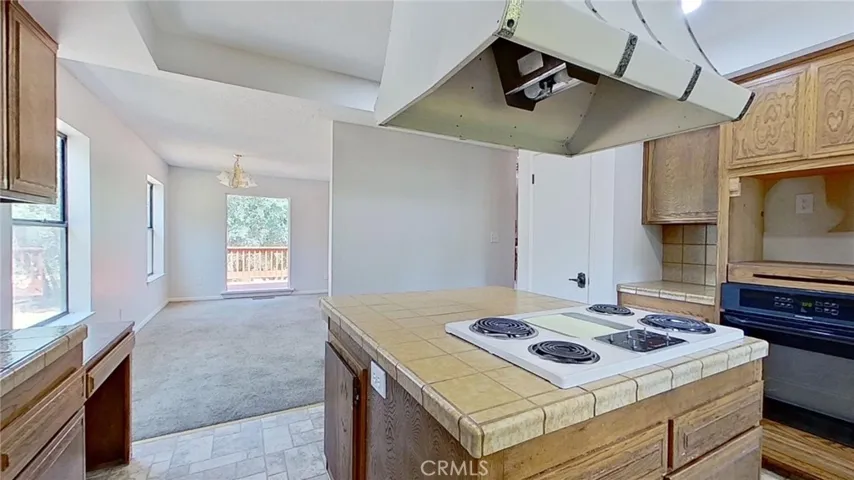 46749 Eastwood Drive N, Oakhurst, California 93644