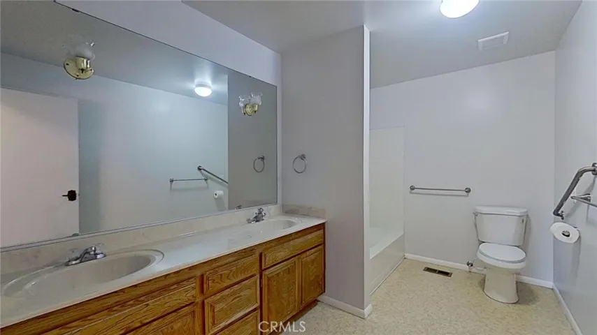 46749 Eastwood Drive N, Oakhurst, California 93644
