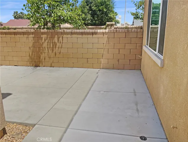 142 Camden Court, Perris, California 92571