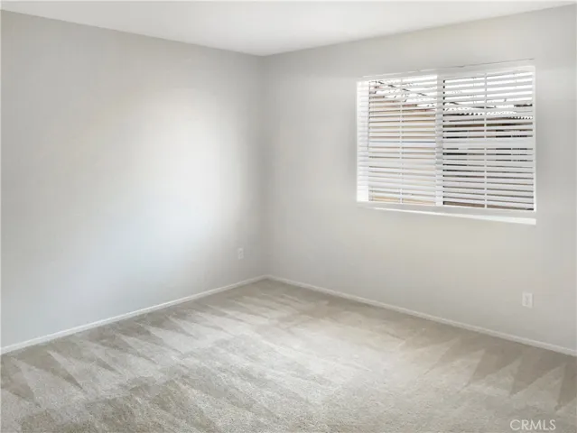 142 Camden Court, Perris, California 92571