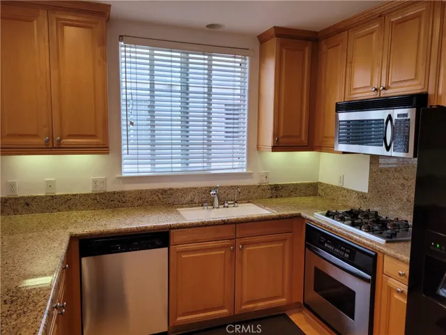 632 Meyer Lane A, Redondo Beach, California 90278