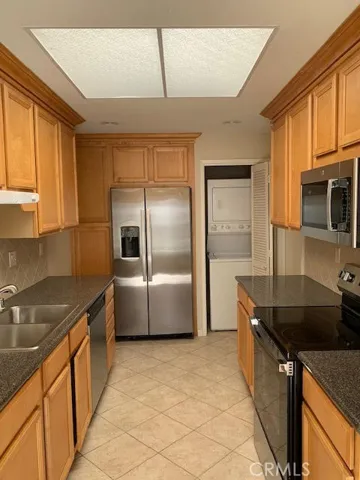 3211 Via Buena B, Laguna Woods, California 92637