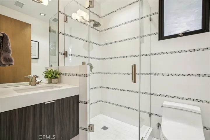 Bathroom 2 En Suite Bathroom