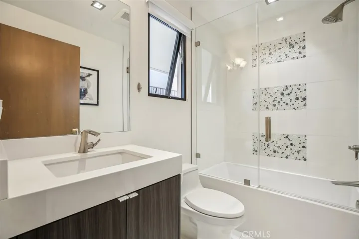 Office En Suite Bathroom Bathroom
