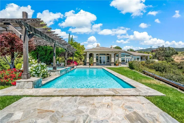 42111 Chaparral Drive, Temecula, California 92592