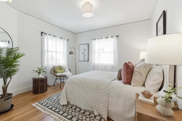 6774 Manor Crst, Oakland, California 94618