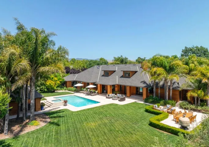 1315 5th St East, Sonoma, California 95476