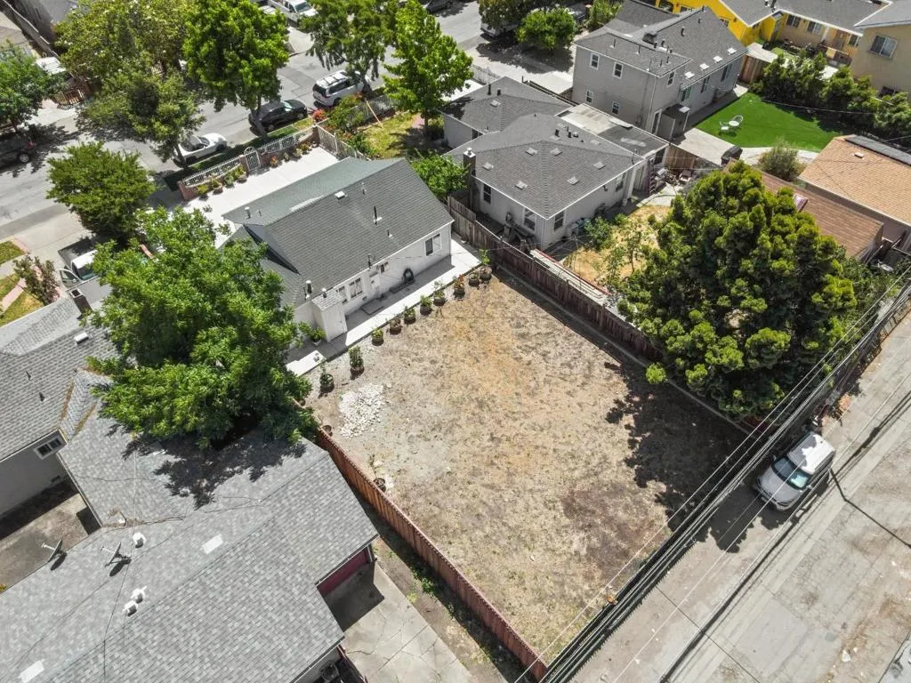 3279 Hoover Street, Redwood City, California 94063 home-pic-33