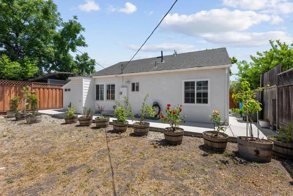 3279 Hoover Street, Redwood City, California 94063 home-pic-26