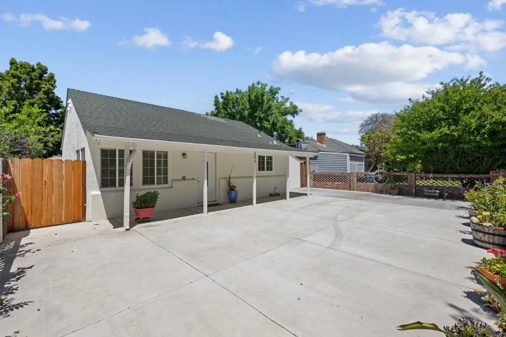 3279 Hoover Street, Redwood City, California 94063 home-pic-4