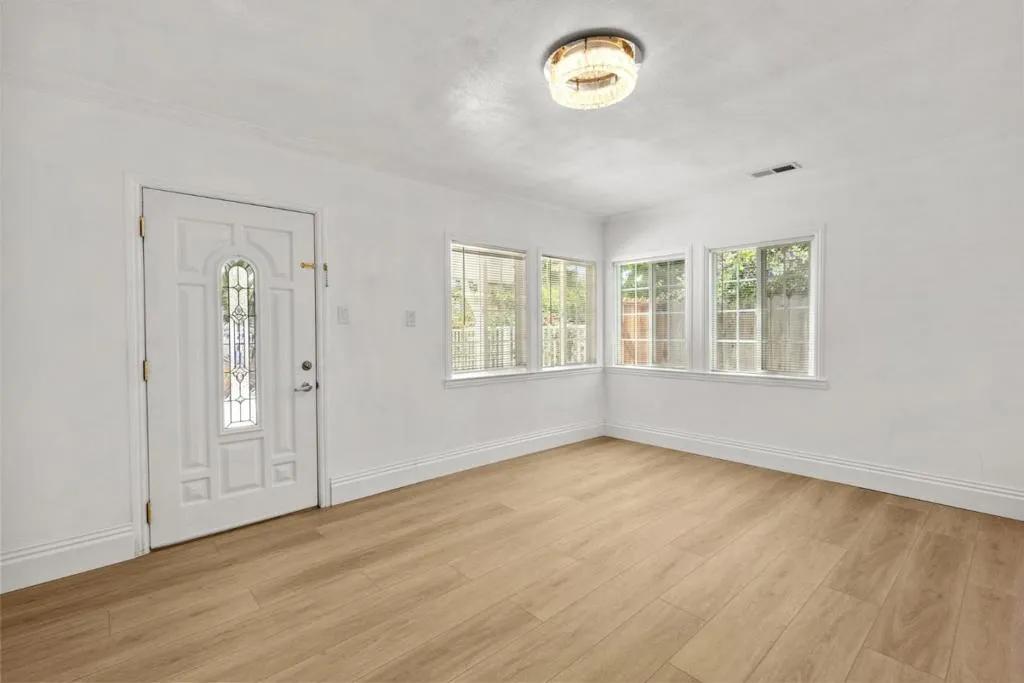 3279 Hoover Street, Redwood City, California 94063 home-pic-6