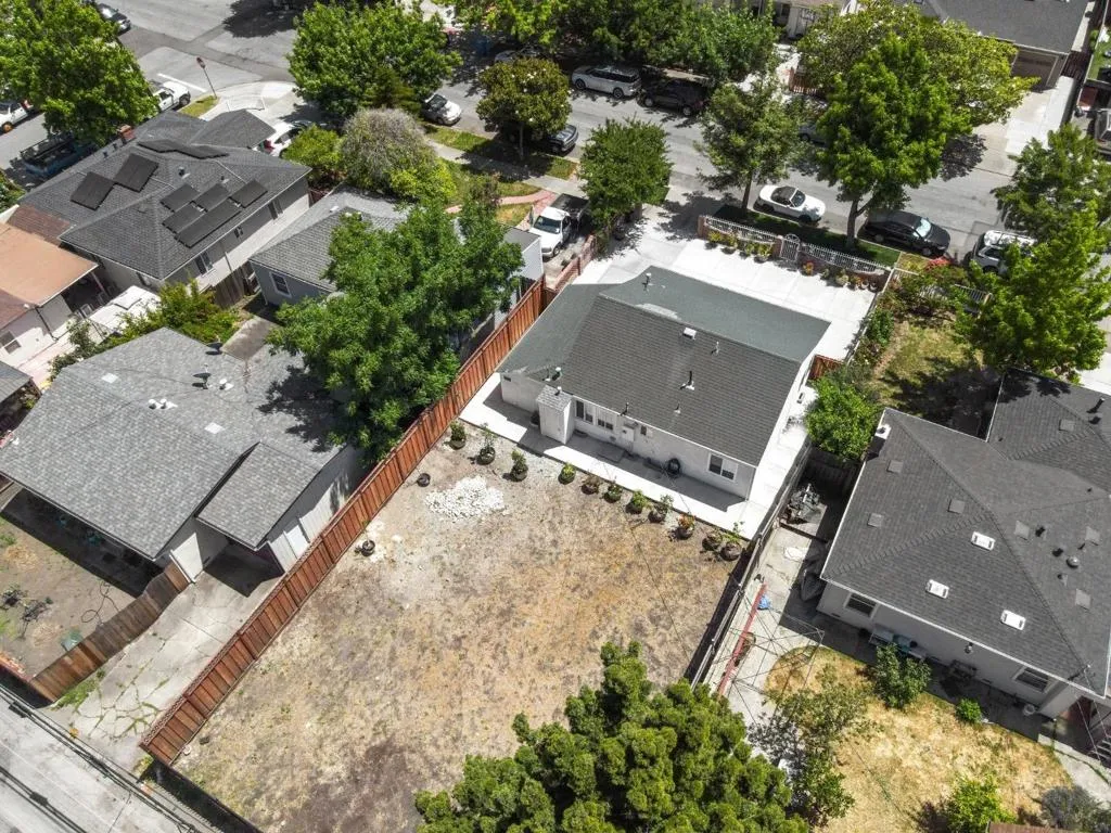 3279 Hoover Street, Redwood City, California 94063 home-pic-34