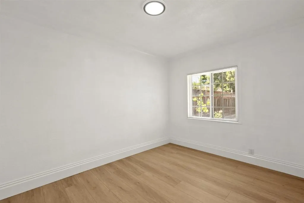 3279 Hoover Street, Redwood City, California 94063 home-pic-13