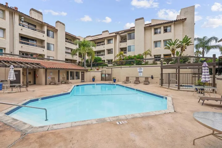 6737 Friars 195, San Diego, California 92108