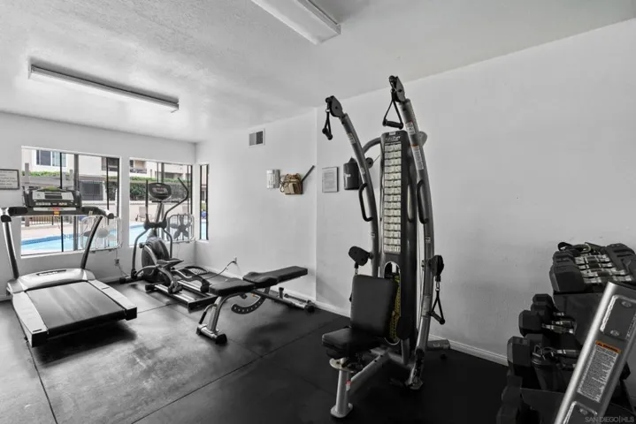 6737 Friars 195, San Diego, California 92108