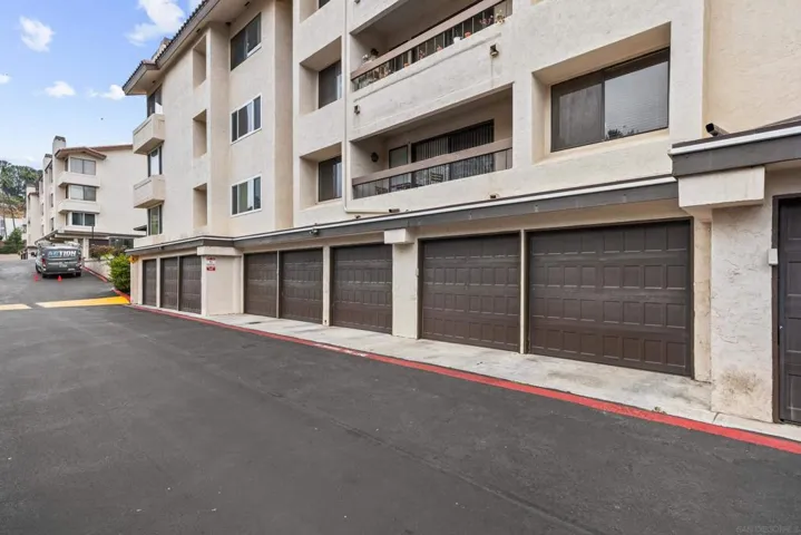 6737 Friars 195, San Diego, California 92108