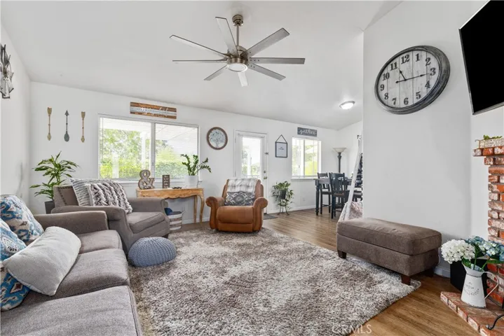 184 Stonebridge Lane, Paso Robles, California 93446