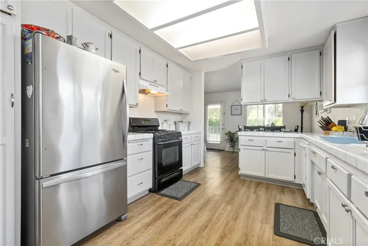 184 Stonebridge Lane, Paso Robles, California 93446