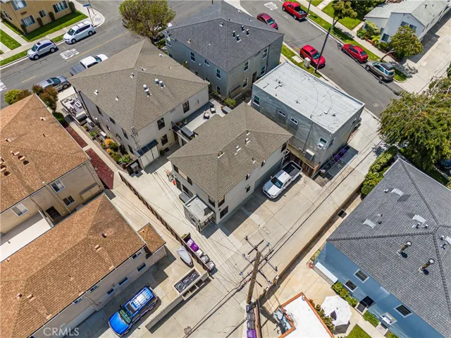 5261 E The Toledo, Long Beach, California 90803