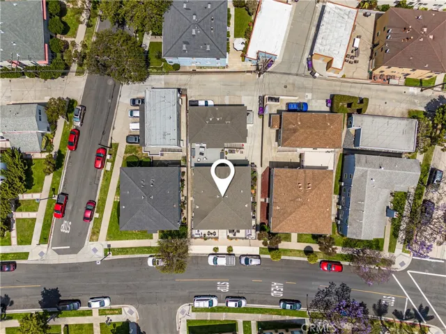 5261 E The Toledo, Long Beach, California 90803