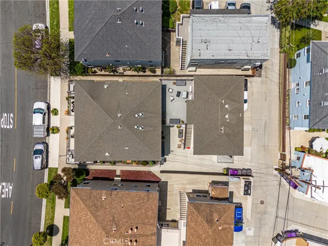 5261 E The Toledo, Long Beach, California 90803
