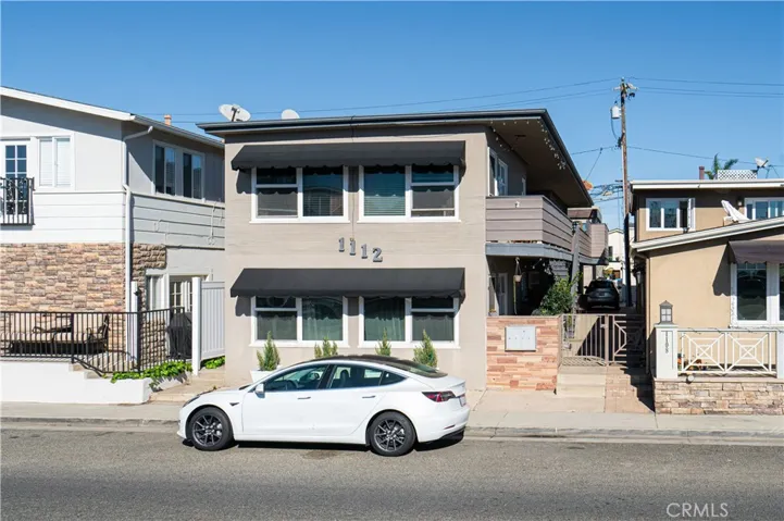 1114 W Balboa Boulevard, Newport Beach, California 92661