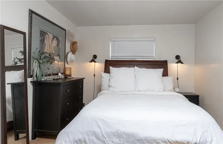 1114 W Balboa Boulevard, Newport Beach, California 92661