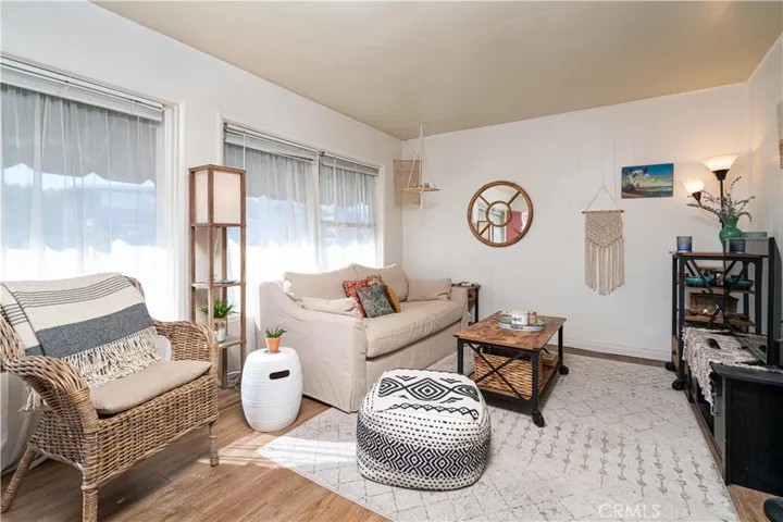 1114 W Balboa Boulevard, Newport Beach, California 92661
